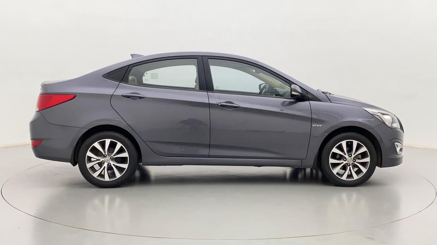 2016 Hyundai Verna FLUIDIC 1.6 SX VTVT, Petrol, Manual, 33,331 km, Right Side View