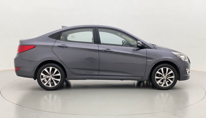 2016 Hyundai Verna FLUIDIC 1.6 SX VTVT, Petrol, Manual, 33,331 km, Right Side View