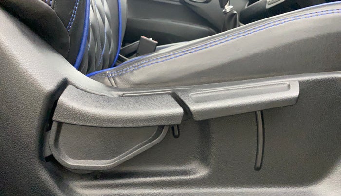 2023 Hyundai EXTER SX (O) CONNECT, Petrol, Manual, 8,290 km, Driver Side Adjustment Panel