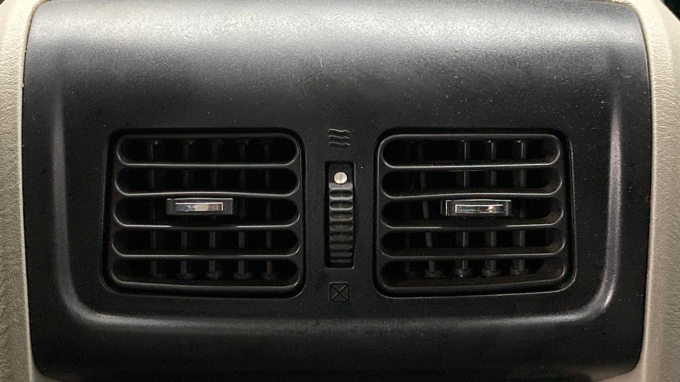 2014 Mahindra Scorpio S10, Diesel, Manual, 80,088 km, Rear AC Vents