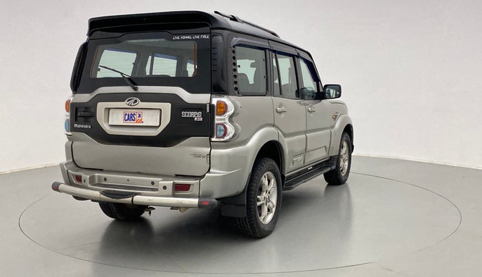 2014 Mahindra Scorpio S10, Diesel, Manual, 80,088 km, Right Back Diagonal