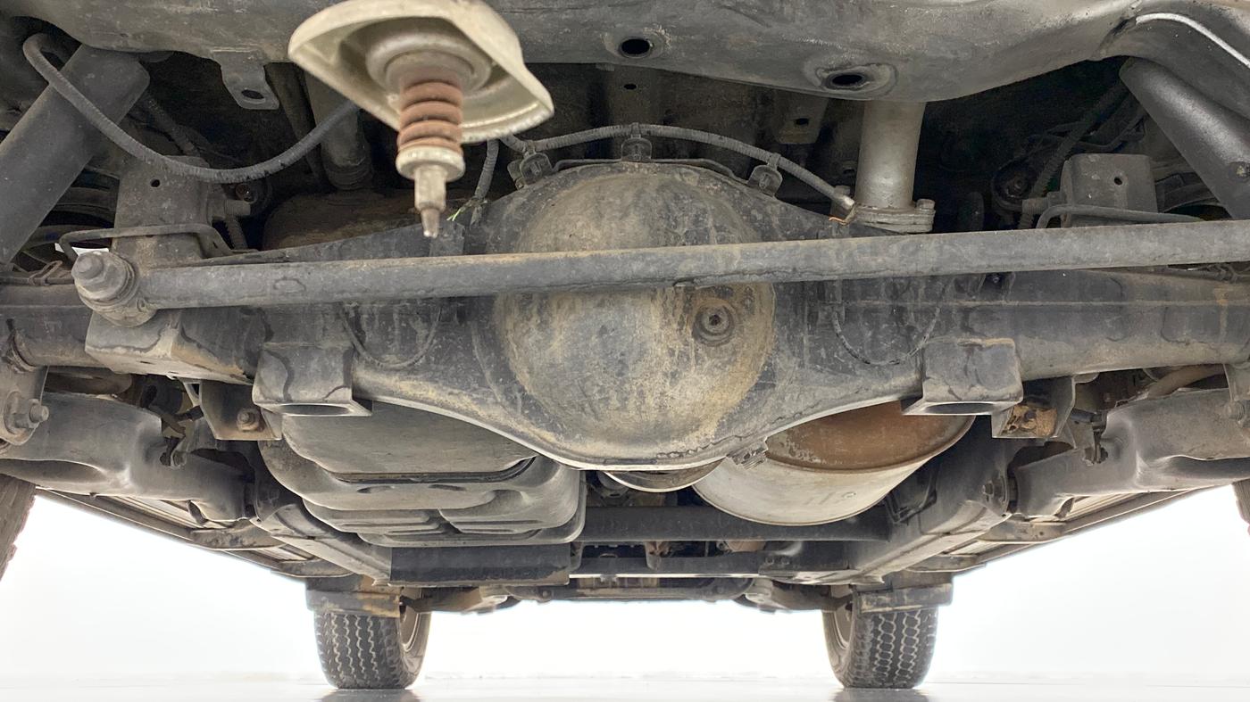 2014 Mahindra Scorpio S10, Diesel, Manual, 80,088 km, Rear Underbody