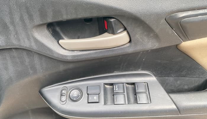 2016 Honda Jazz 1.2L I-VTEC SV, Petrol, Manual, 50,538 km, Driver Side Door Panels Control