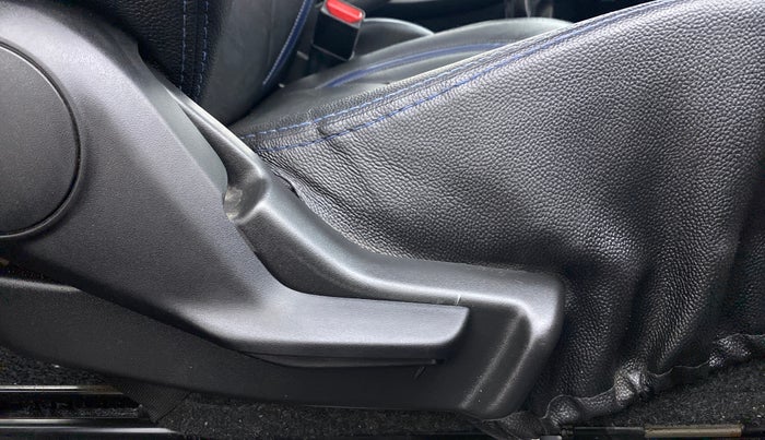 2017 Maruti Baleno DELTA 1.2 K12, Petrol, Manual, 9,209 km, Driver Side Adjustment Panel