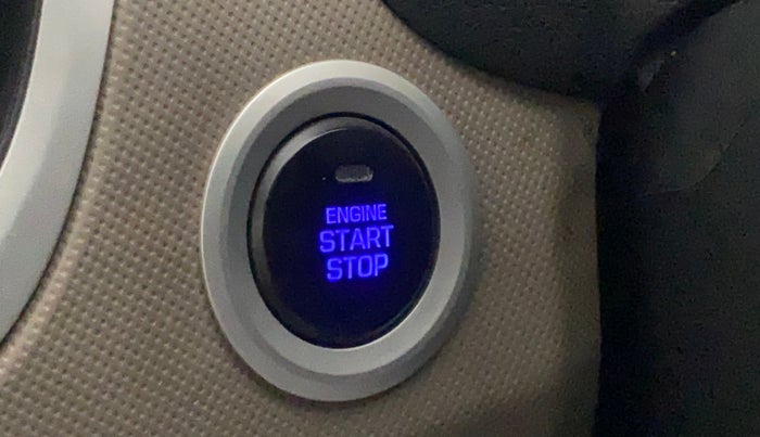 2017 Hyundai Creta SX PLUS 1.6 PETROL, Petrol, Manual, 80,913 km, Keyless Start/ Stop Button