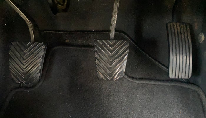 2017 Hyundai Creta SX PLUS 1.6 PETROL, Petrol, Manual, 80,913 km, Pedals