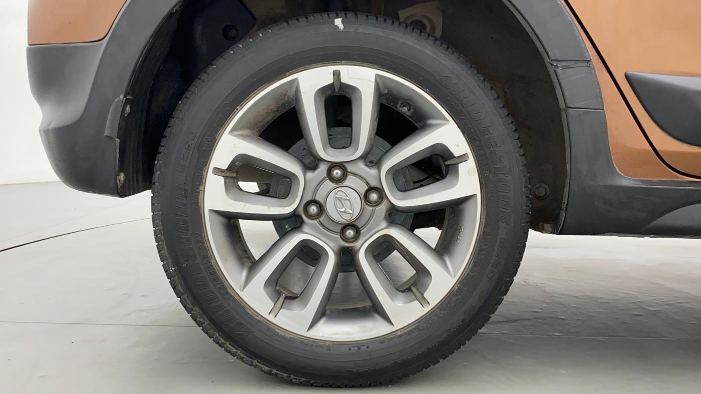 2017 Hyundai i20 Active 1.2 S, Petrol, Manual, 29,155 km, Right Rear Wheel
