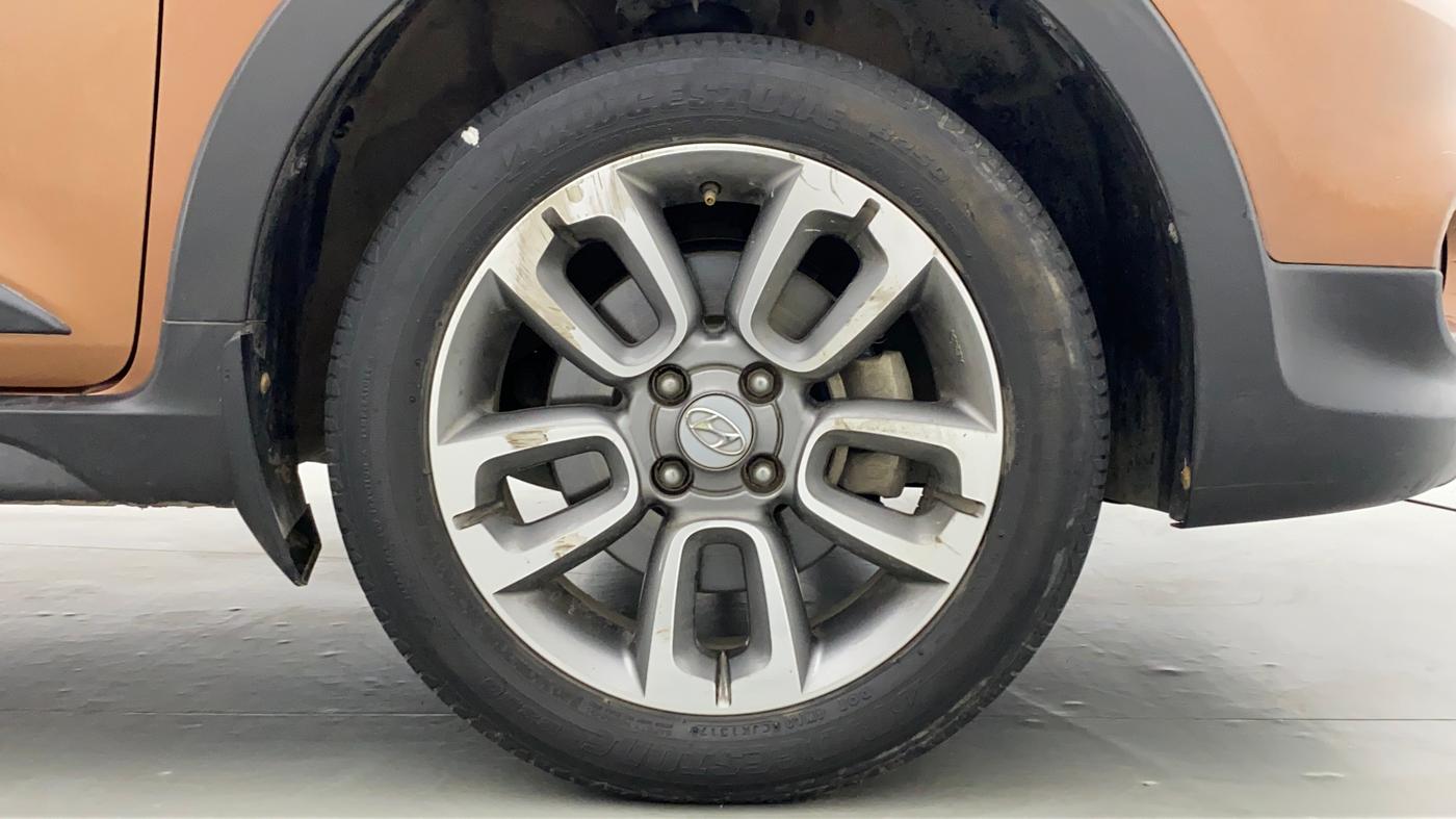 2017 Hyundai i20 Active 1.2 S, Petrol, Manual, 29,155 km, Right Front Wheel