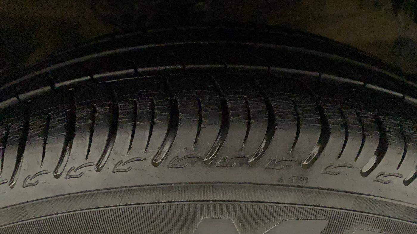 2020 Maruti S PRESSO VXI CNG, CNG, Manual, 26,321 km, Right Front Tyre Tread