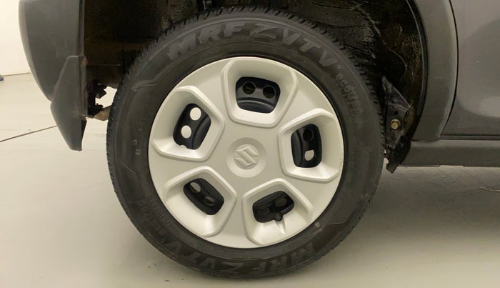 2020 Maruti S PRESSO VXI CNG, CNG, Manual, 26,321 km, Right Rear Wheel