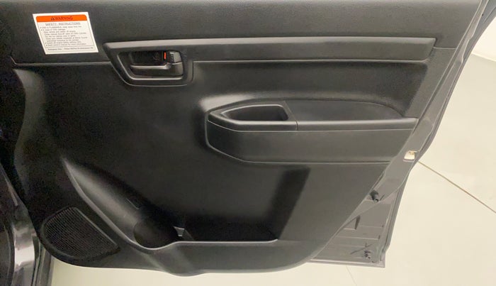 2020 Maruti S PRESSO VXI CNG, CNG, Manual, 26,321 km, Driver Side Door Panels Control