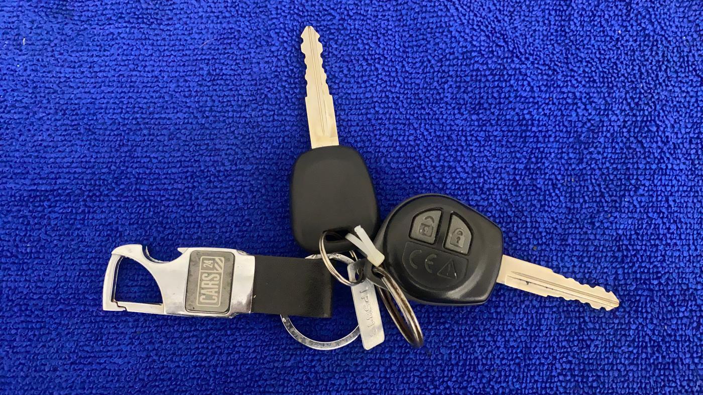 2020 Maruti S PRESSO VXI CNG, CNG, Manual, 26,321 km, Key Close Up