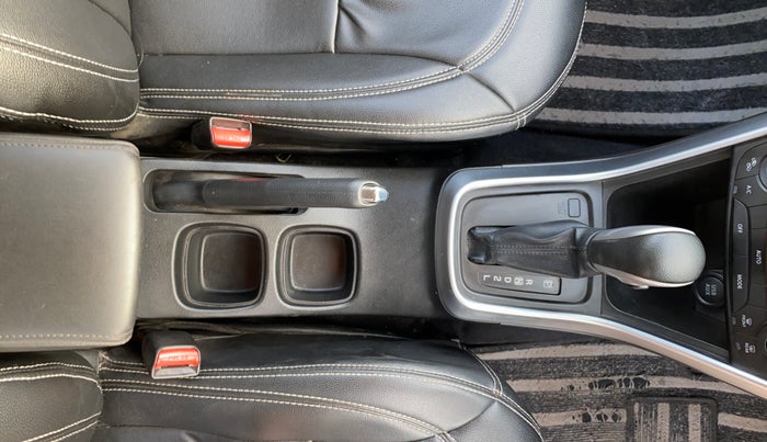 2020 Maruti S Cross ZETA AT 1.5, Petrol, Automatic, 19,943 km, Gear Lever