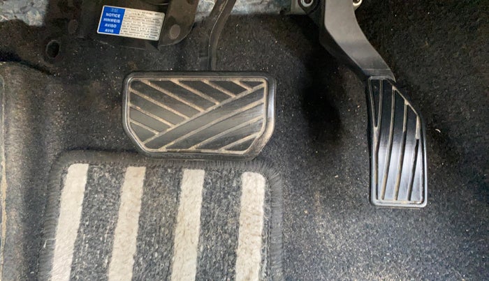 2020 Maruti S Cross ZETA AT 1.5, Petrol, Automatic, 19,943 km, Pedals