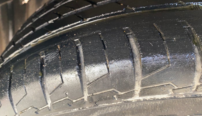 2020 Maruti S Cross ZETA AT 1.5, Petrol, Automatic, 19,943 km, Left Front Tyre Tread