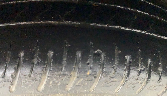 2019 Hyundai VENUE SX PLUS 1.0 TURBO DCT, Petrol, Automatic, 50 km, Left Front Tyre Tread