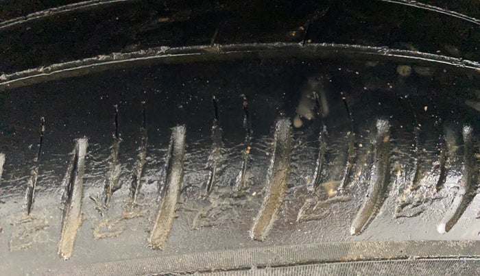 2019 Hyundai VENUE SX PLUS 1.0 TURBO DCT, Petrol, Automatic, 50 km, Right Rear Tyre Tread