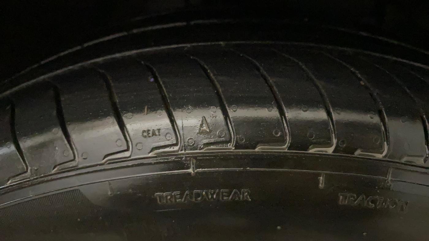 2023 Hyundai EXTER SX(O) 1.2 AMT, Petrol, Automatic, 31,536 km, Right Front Tyre Tread