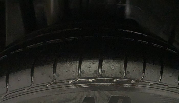 2019 Ford FREESTYLE AMBIENTE 1.2 PETROL, Petrol, Manual, 39,101 km, Right Rear Tyre Tread