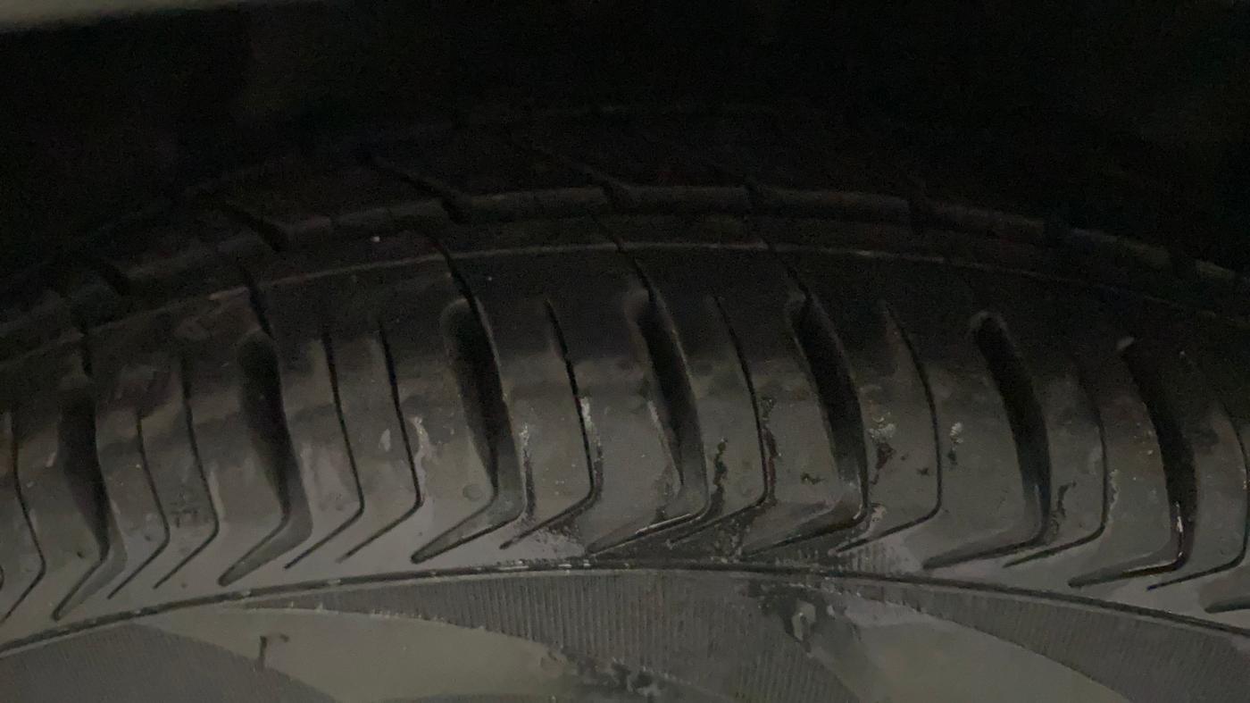 2019 Ford FREESTYLE AMBIENTE 1.2 PETROL, Petrol, Manual, 39,138 km, Right Front Tyre Tread