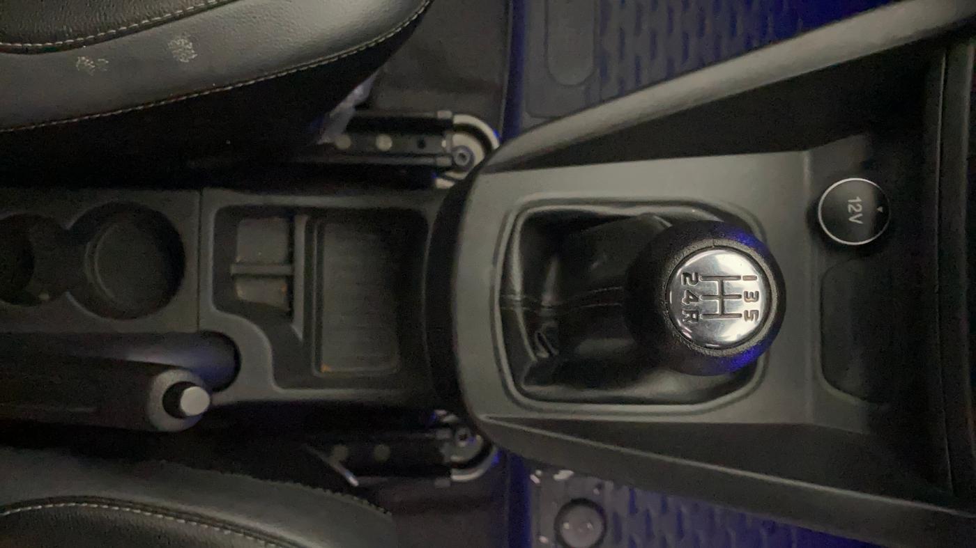 2019 Ford FREESTYLE AMBIENTE 1.2 PETROL, Petrol, Manual, 39,138 km, Gear Lever