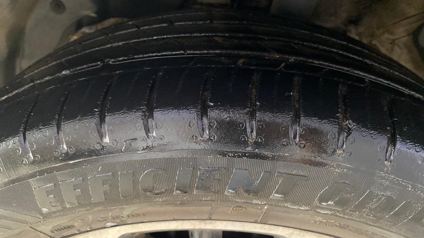 2021 MG HECTOR SHARP 1.5 DCT PETROL, Petrol, Automatic, 24,793 km, Left Front Tyre Tread