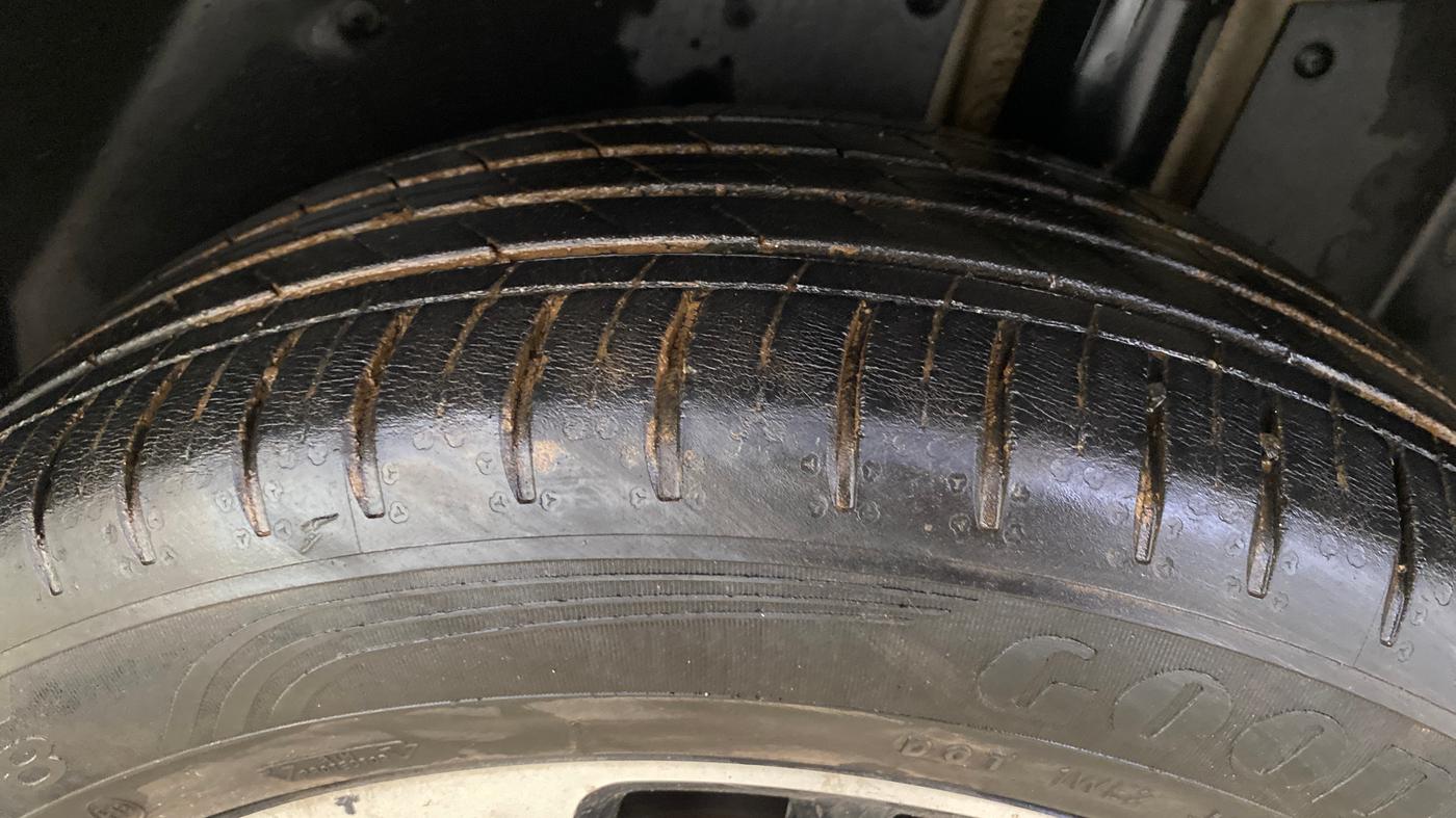 2021 MG HECTOR SHARP 1.5 DCT PETROL, Petrol, Automatic, 24,793 km, Left Rear Tyre Tread