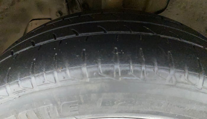 2017 Tata Tiago XZA PETROL, Petrol, Automatic, 79,478 km, Left Front Tyre Tread