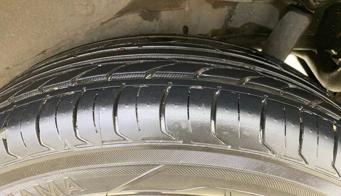 2015 Maruti Wagon R 1.0 VXI, Petrol, Manual, 98,766 km, Left Rear Tyre Tread