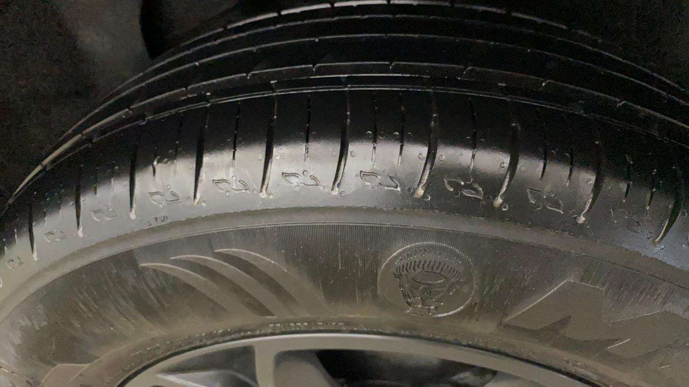 2020 Tata Harrier XT PLUS 2.0L KRYOTEC, Diesel, Manual, 95,788 km, Left Rear Tyre Tread