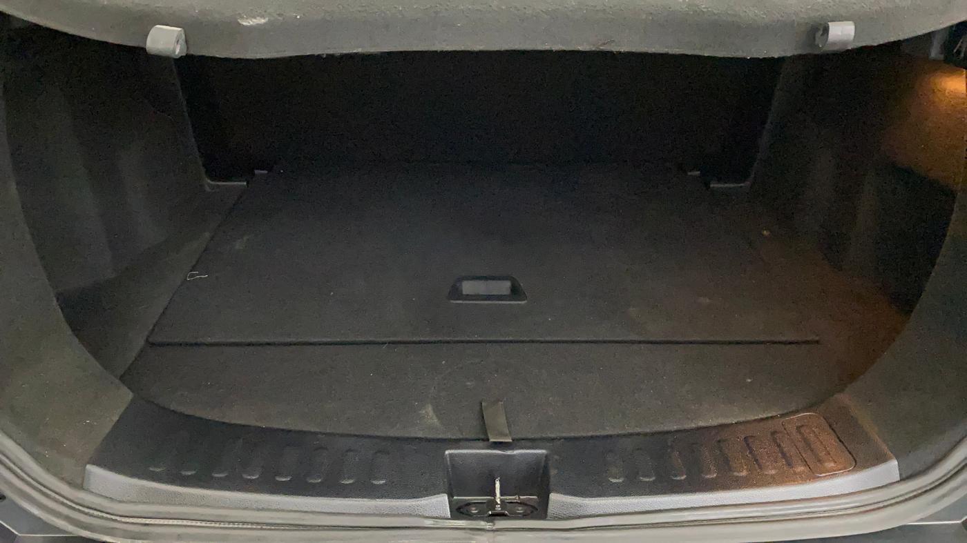 2020 Tata Harrier XT PLUS 2.0L KRYOTEC, Diesel, Manual, 95,788 km, Boot Inside