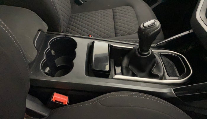 2020 Tata Harrier XT PLUS 2.0L KRYOTEC, Diesel, Manual, 95,400 km, Gear Lever
