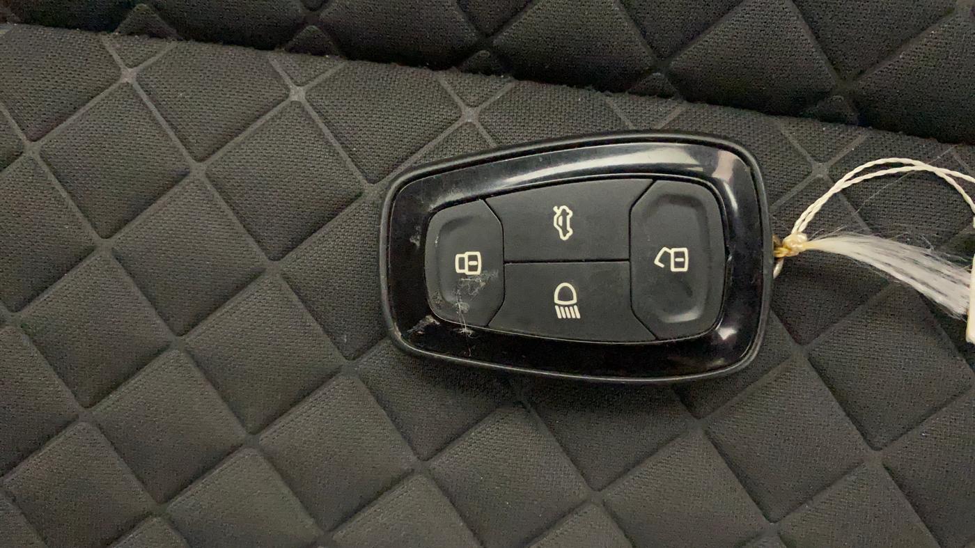 2020 Tata Harrier XT PLUS 2.0L KRYOTEC, Diesel, Manual, 95,788 km, Key Close Up