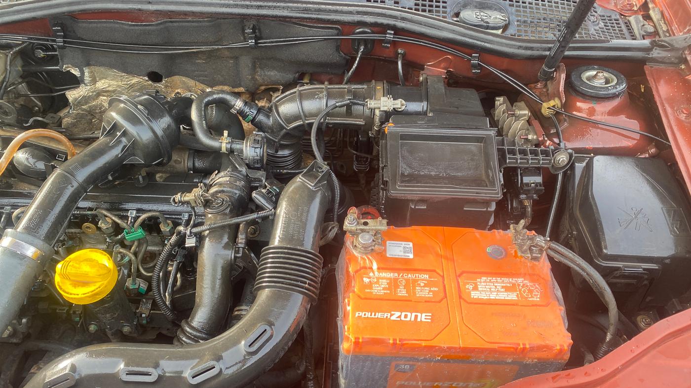 2016 Renault Duster 85 PS RXZ DIESEL, Diesel, Manual, 1,10,770 km, Engine View - Left
