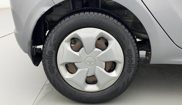 2018 Tata Tiago XT PETROL, Petrol, Manual, 23,564 km, Right Rear Wheel