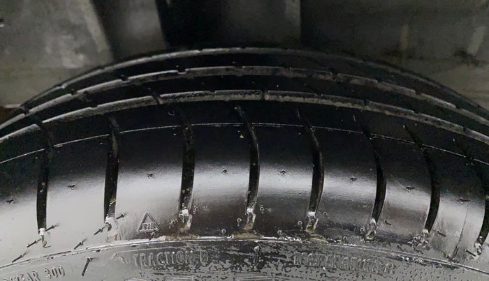 2018 Tata Tiago XT PETROL, Petrol, Manual, 23,564 km, Right Rear Tyre Tread