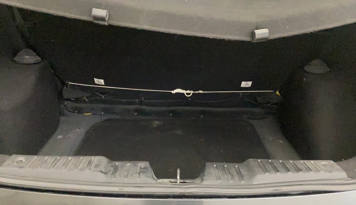 2023 Tata ALTROZ XM PLUS SUNROOF, Petrol, Manual, 23,443 km, Boot Inside