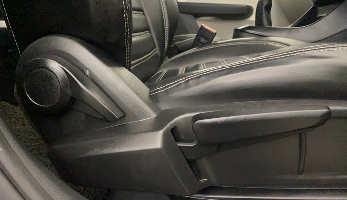 2023 Tata ALTROZ XM PLUS SUNROOF, Petrol, Manual, 23,443 km, Driver Side Adjustment Panel