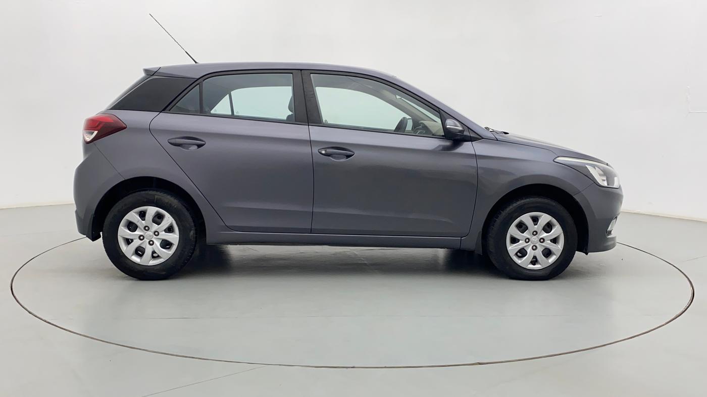 2017 Hyundai Elite i20 SPORTZ 1.4, Diesel, Manual, 73,167 km, Right Side View