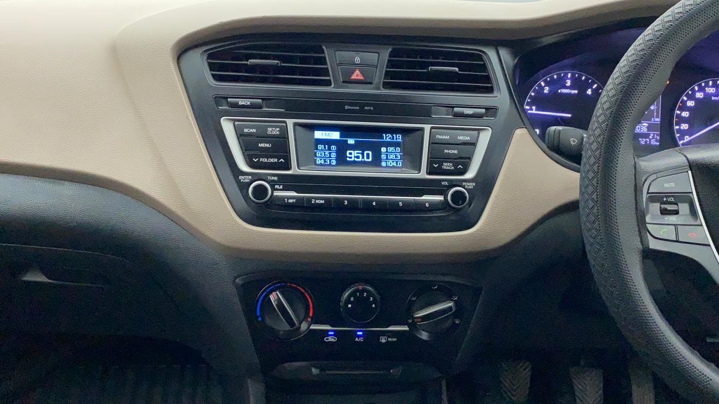 2017 Hyundai Elite i20 SPORTZ 1.4, Diesel, Manual, 73,167 km, Air Conditioner
