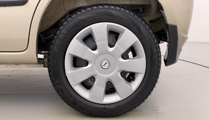 2009 Maruti Zen Estilo VXI, Petrol, Manual, 44,859 km, Left Rear Wheel