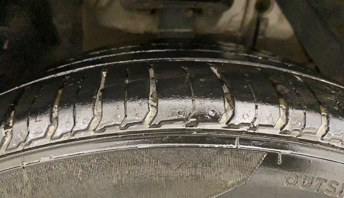 2021 Maruti Vitara Brezza ZXI PLUS, Petrol, Manual, 95,887 km, Right Front Tyre Tread