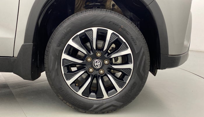 2021 Toyota URBAN CRUISER PREMIUM MT, Petrol, Manual, 10,082 km, Right Front Wheel