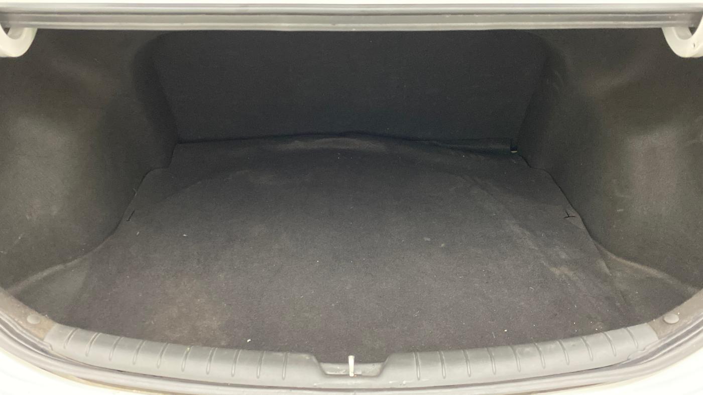 2019 Hyundai Verna 1.6 SX VTVT AT (O), Petrol, Automatic, 45,066 km, Boot Inside