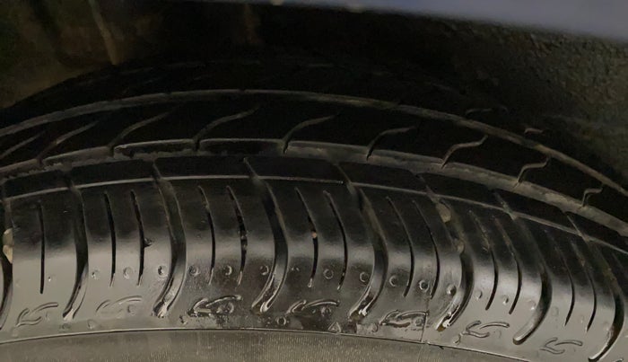 2019 Maruti IGNIS DELTA 1.2, Petrol, Manual, 64,020 km, Right Rear Tyre Tread