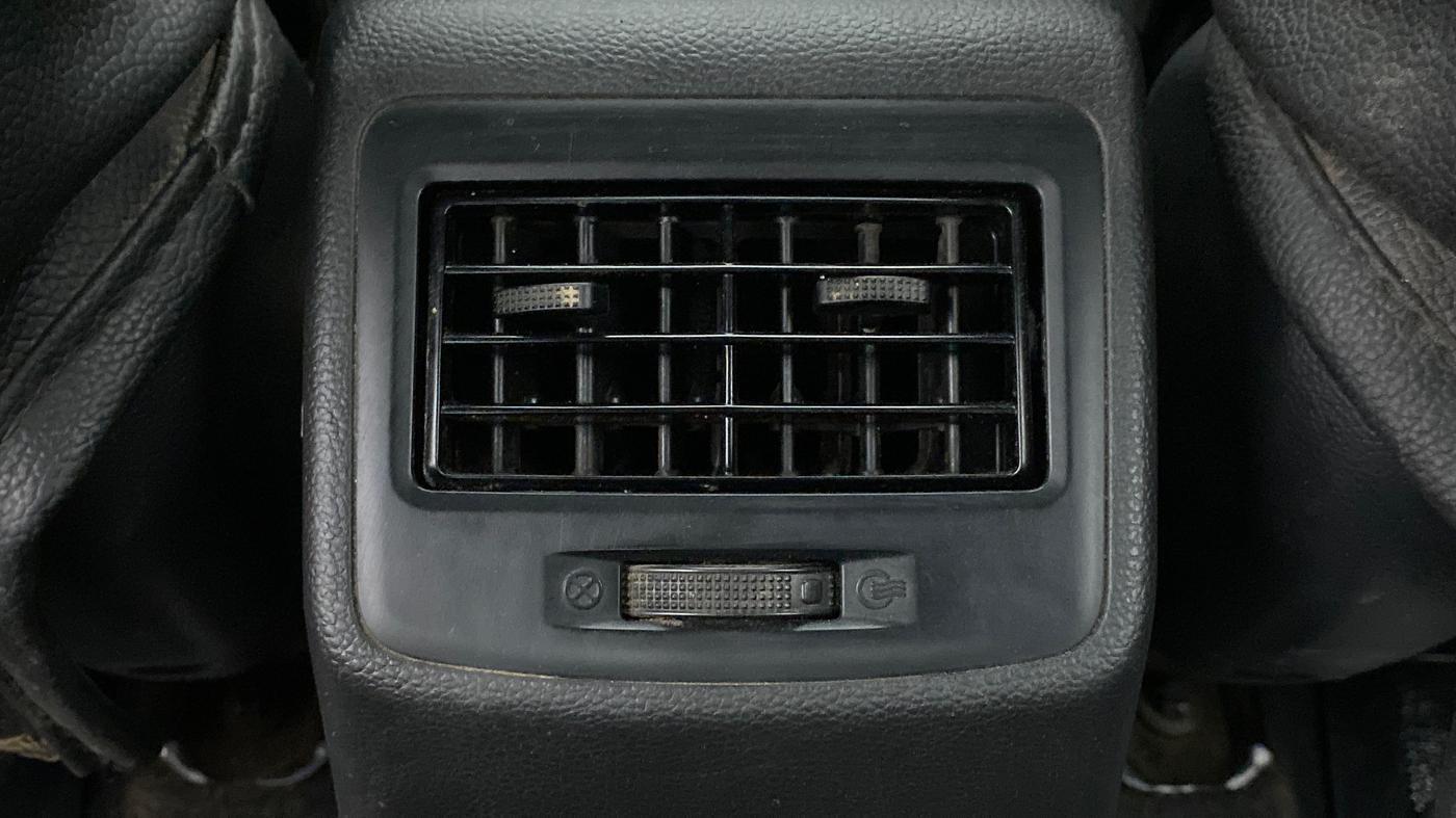 2019 Hyundai Xcent S AT 1.2, Petrol, Automatic, 37,815 km, Rear AC Vents