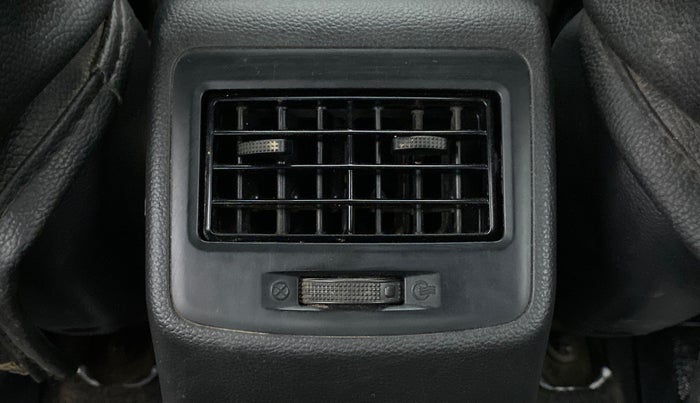2019 Hyundai Xcent S AT 1.2, Petrol, Automatic, 37,815 km, Rear AC Vents