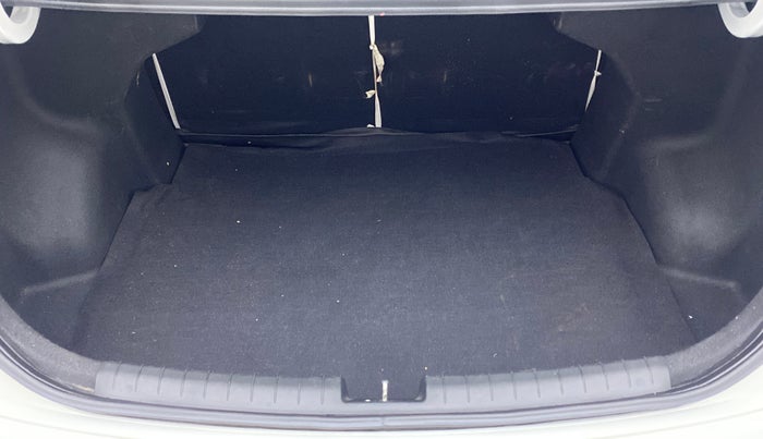 2019 Hyundai Xcent S AT 1.2, Petrol, Automatic, 37,815 km, Boot Inside