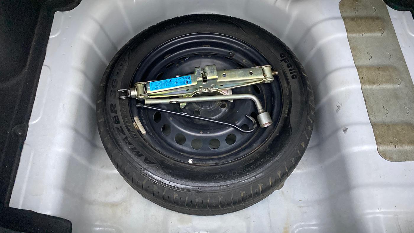 2019 Hyundai Xcent S AT 1.2, Petrol, Automatic, 37,815 km, Spare Tyre