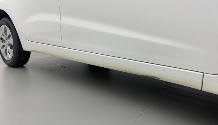 2019 Hyundai Xcent S AT 1.2, Petrol, Automatic, 37,815 km, Right running board - Slightly dented
